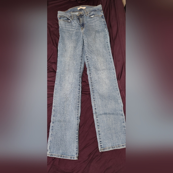 Levi's Size 27 (US Size 4) Women's Blue Jeans Sliming Straight - Picture 3 of 3